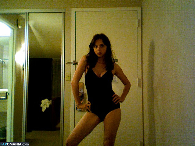 Zoe Swicord Kazan Nackt OnlyFans  Geleaktes Foto #2
